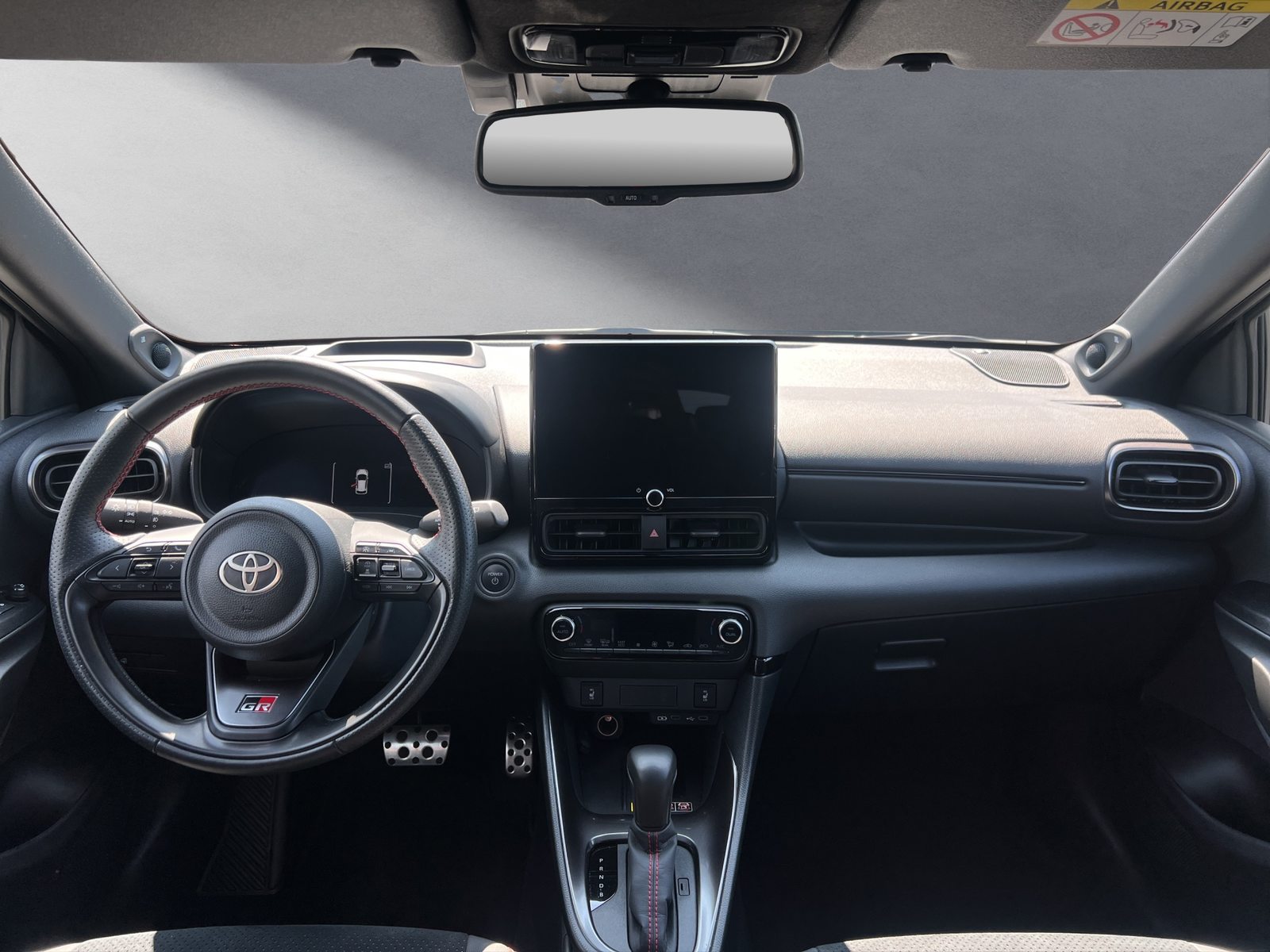 TOYOTA Yaris 1.5 VVT-i HSD GR Sport, Full-Hybrid Petrol/Electric, Second hand / Used, Automatic - 4