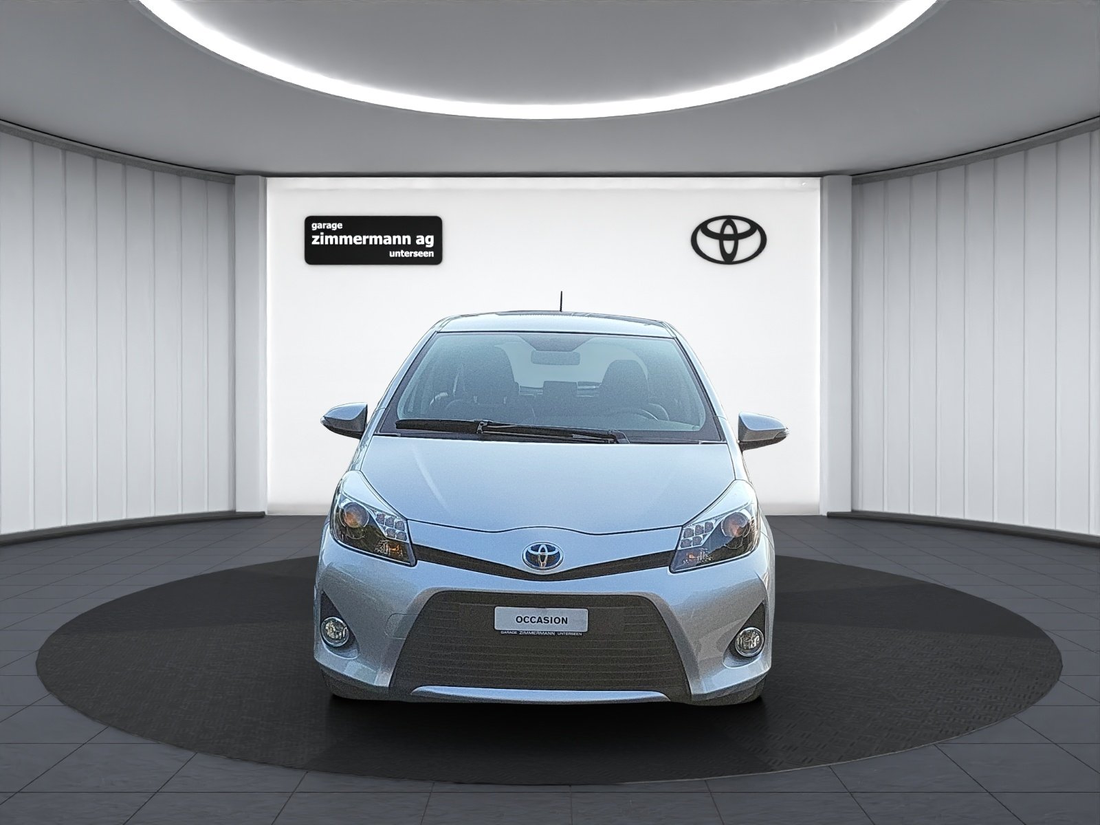 TOYOTA Yaris 1.5 VVT-i HSD Sol, Hybride Intégral Essence/Électricité, Occasion / Utilisé, Automatique - 2
