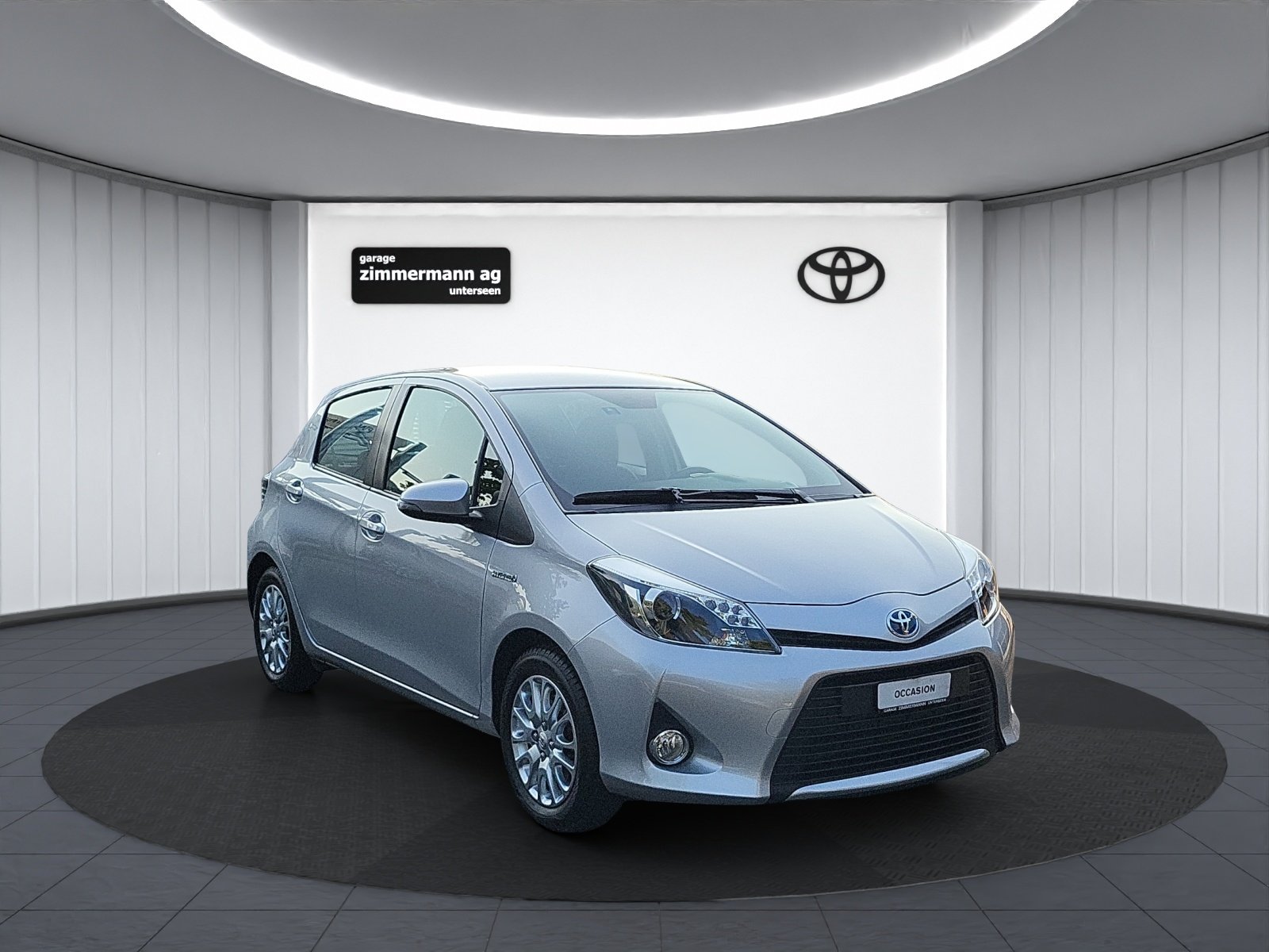 TOYOTA Yaris 1.5 VVT-i HSD Sol, Hybride Intégral Essence/Électricité, Occasion / Utilisé, Automatique - 3