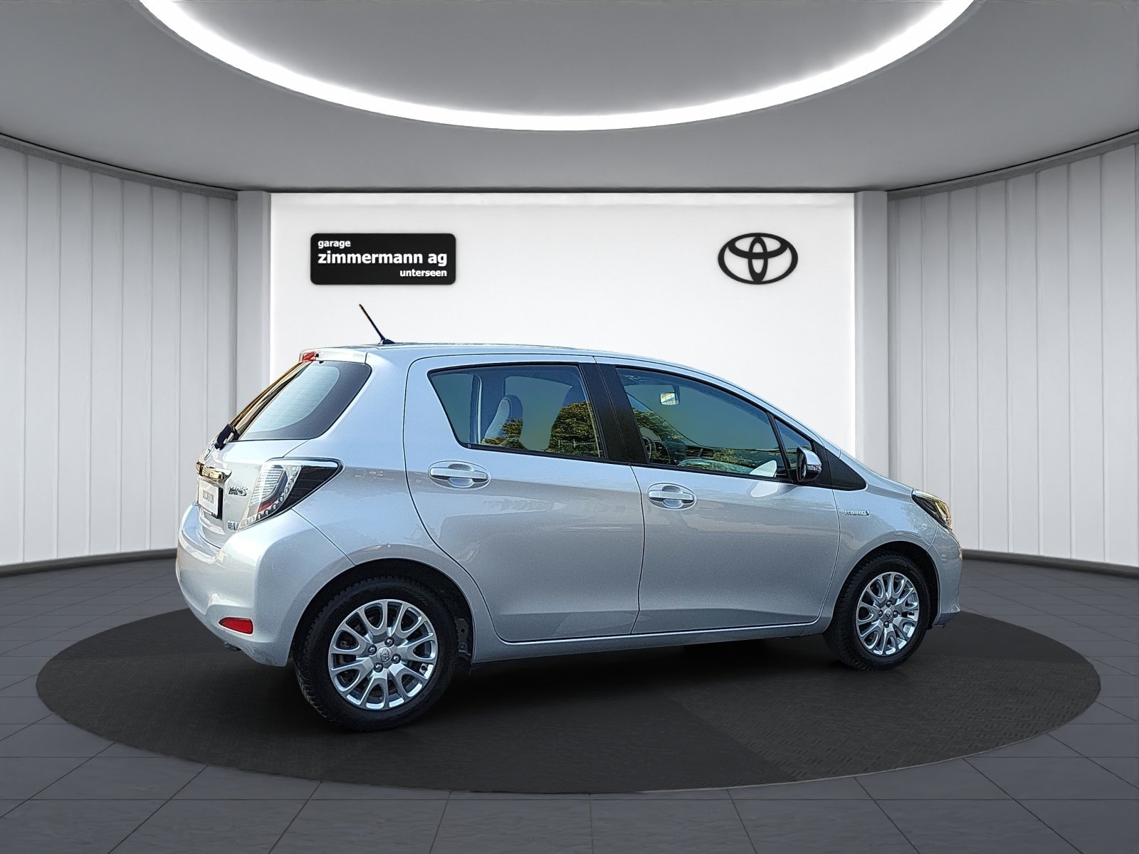 TOYOTA Yaris 1.5 VVT-i HSD Sol, Hybride Intégral Essence/Électricité, Occasion / Utilisé, Automatique - 6