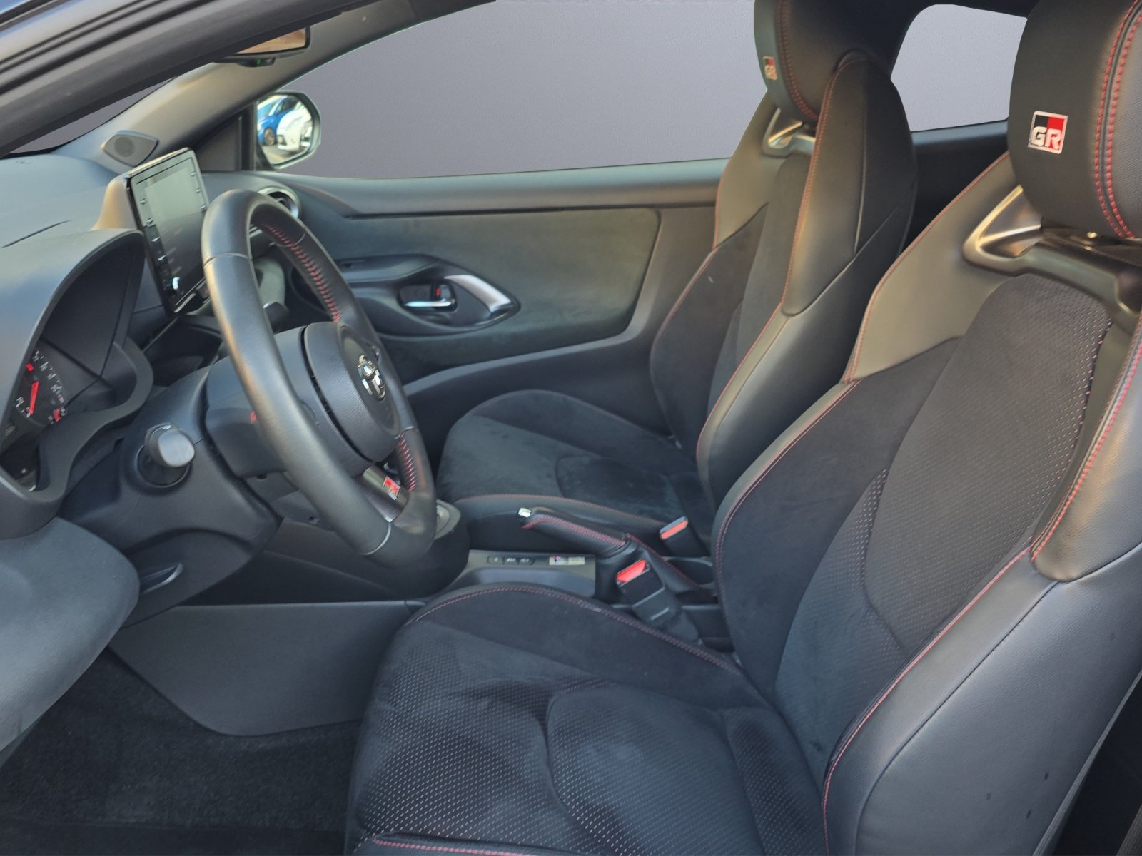 TOYOTA GR Yaris 1.6 Turbo Sport 4x4, Petrol, Second hand / Used, Manual - 5