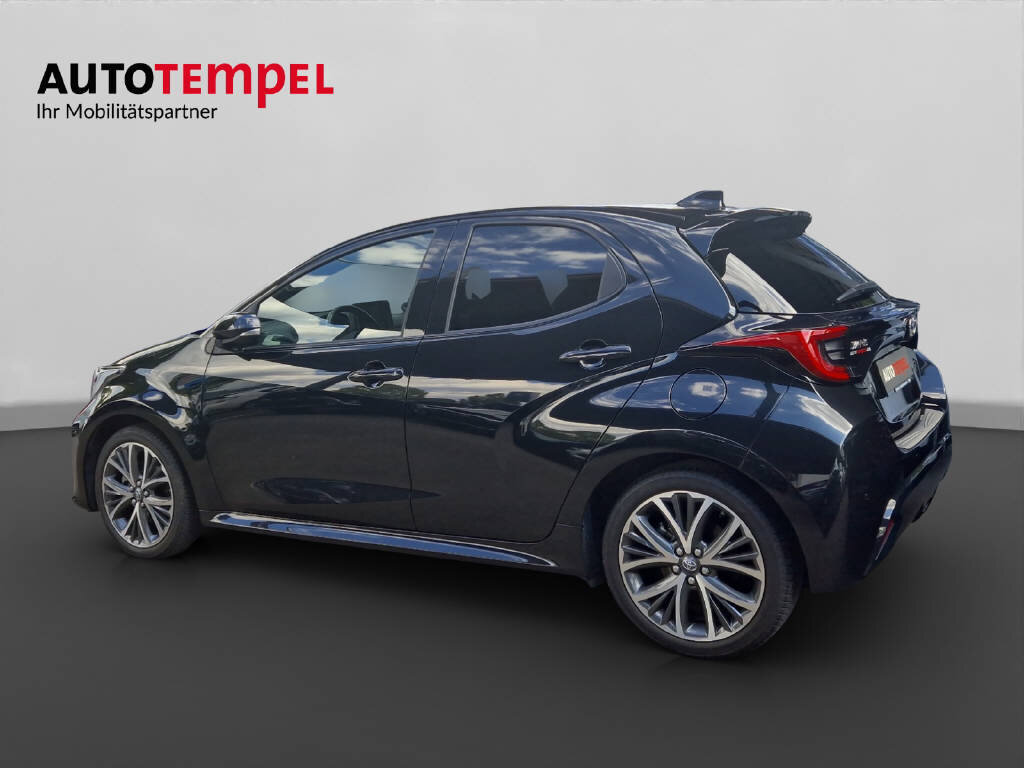 TOYOTA Yaris 1.5 VVT-i HSD Premium 45938/000, Voll-Hybrid Benzin/Elektro, Occasion / Gebraucht, Automatik - 3