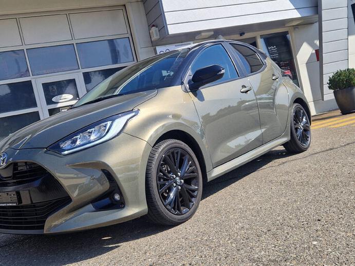TOYOTA Yaris 1.5 VVT-iE Trend + Sport, Benzin, Occasion / Gebraucht, Handschaltung