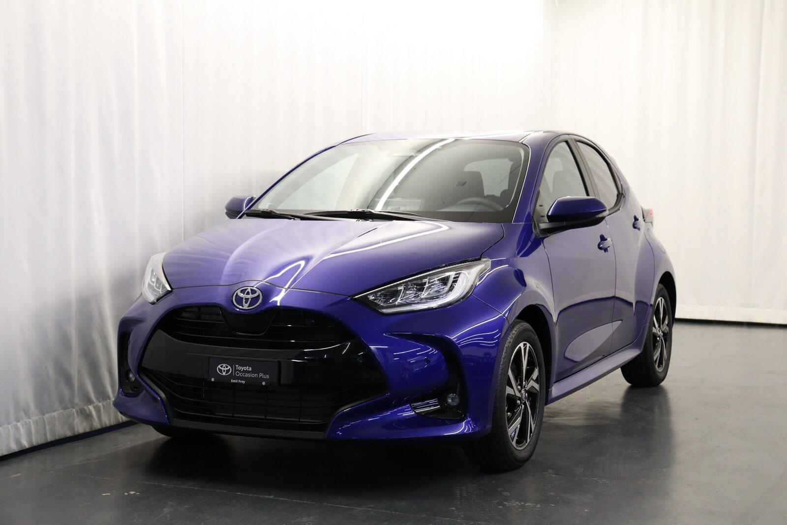 TOYOTA Yaris 1.5 VVT-i HSD Trend, Hybride Integrale Benzina/Elettrica, Occasioni / Usate, Automatico - 2