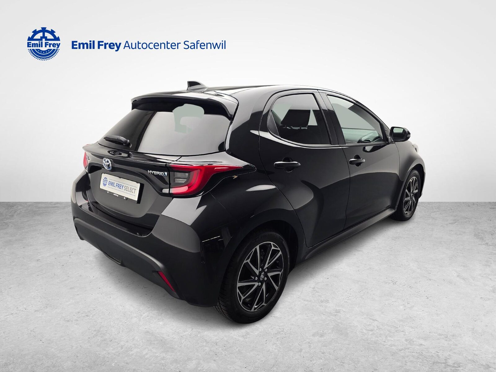 TOYOTA Yaris 1.5 VVT-i HSD Trend, Full-Hybrid Petrol/Electric, Second hand / Used, Automatic - 5