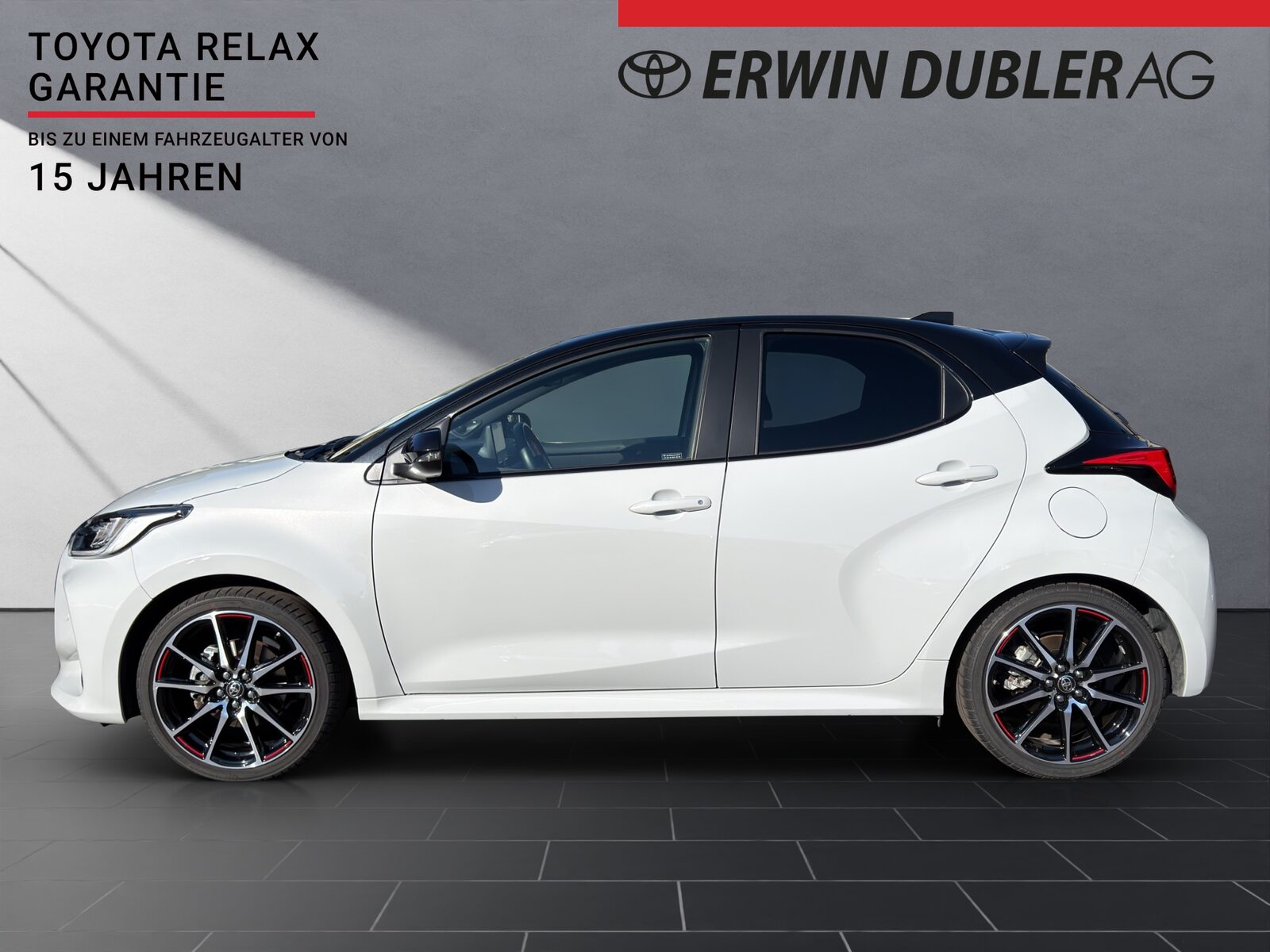 TOYOTA Yaris 1.5 VVT-i HSD GR Sport, Full-Hybrid Petrol/Electric, Second hand / Used, Automatic - 2