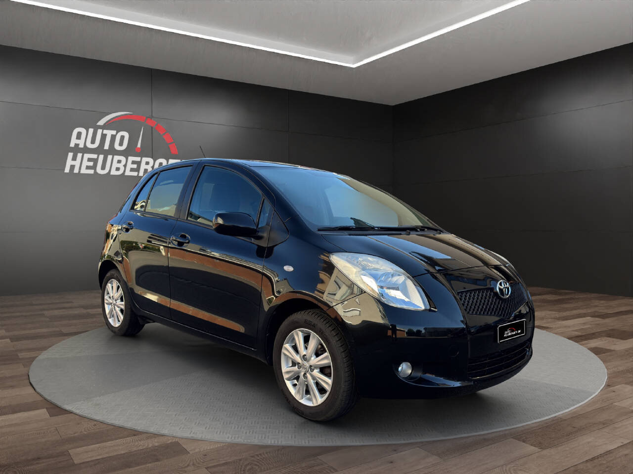 TOYOTA Yaris 1.3i Linea Luna, Benzin, Occasion / Gebraucht, Handschaltung - 4