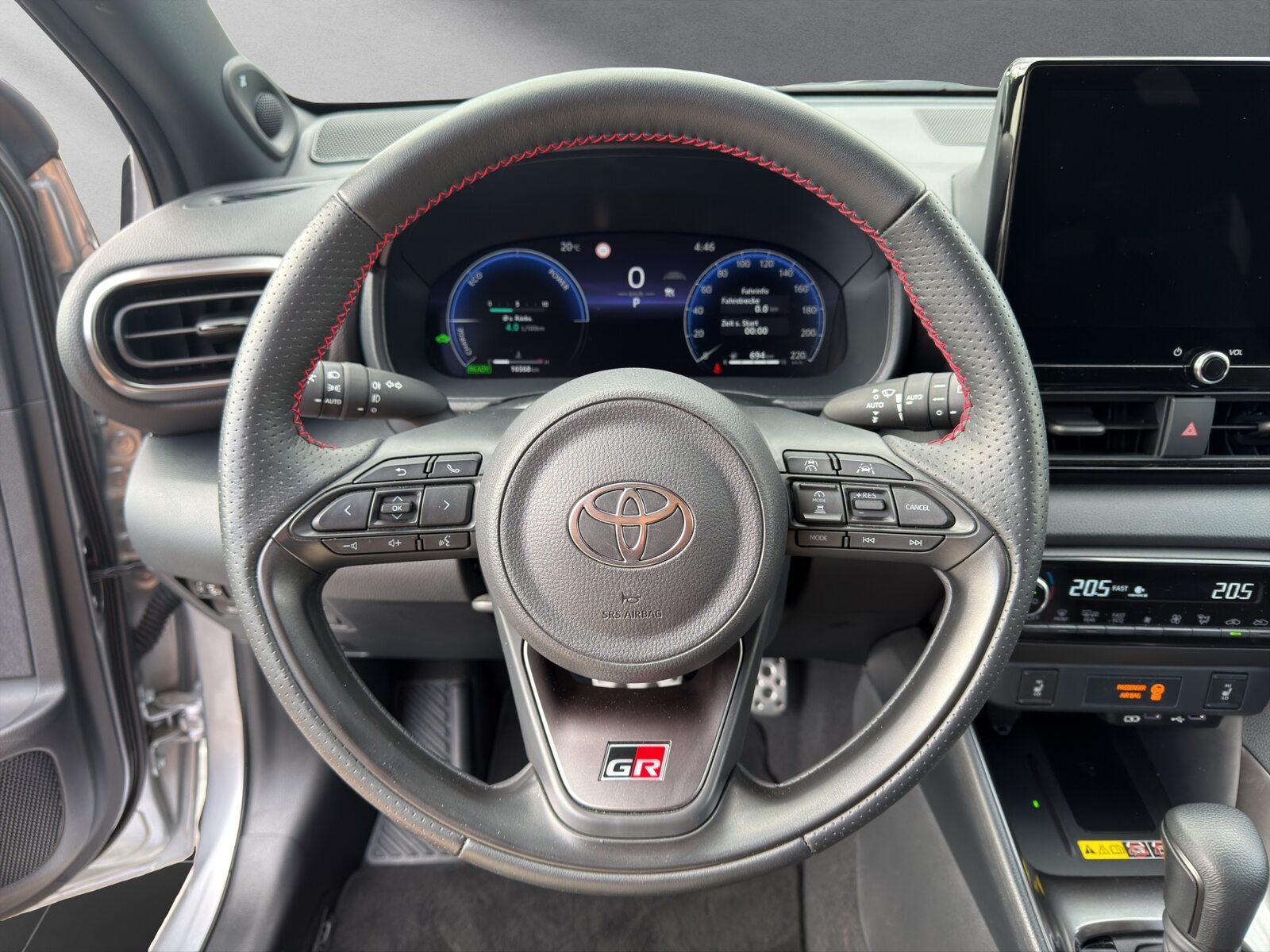 TOYOTA Yaris 1.5 VVT-i HSD GR Sport, Hybride Intégral Essence/Électricité, Occasion / Utilisé, Automatique - 5