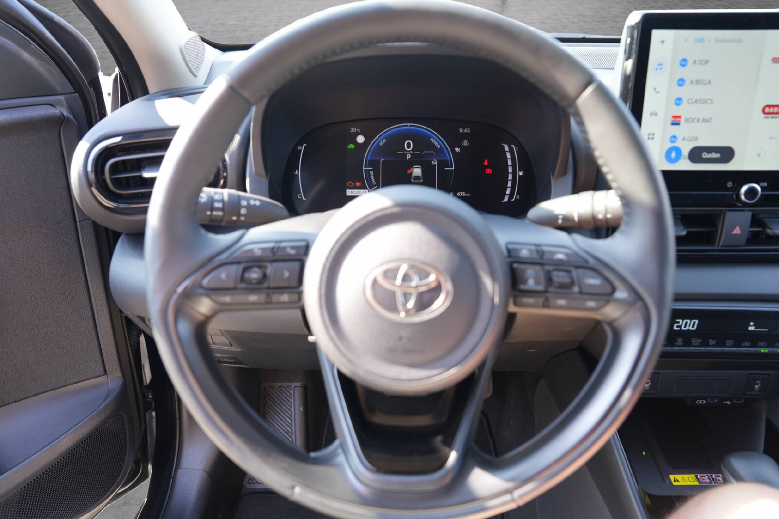 TOYOTA Yaris 1.5 VVT-i HSD Trend Plus, Hybride Integrale Benzina/Elettrica, Occasioni / Usate, Automatico - 6
