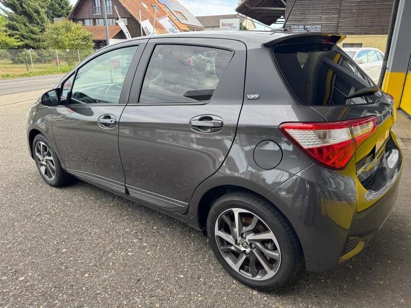 TOYOTA Yaris 1.5 VVT-iE Trend, Essence, Occasion / Utilisé, Manuelle - 3