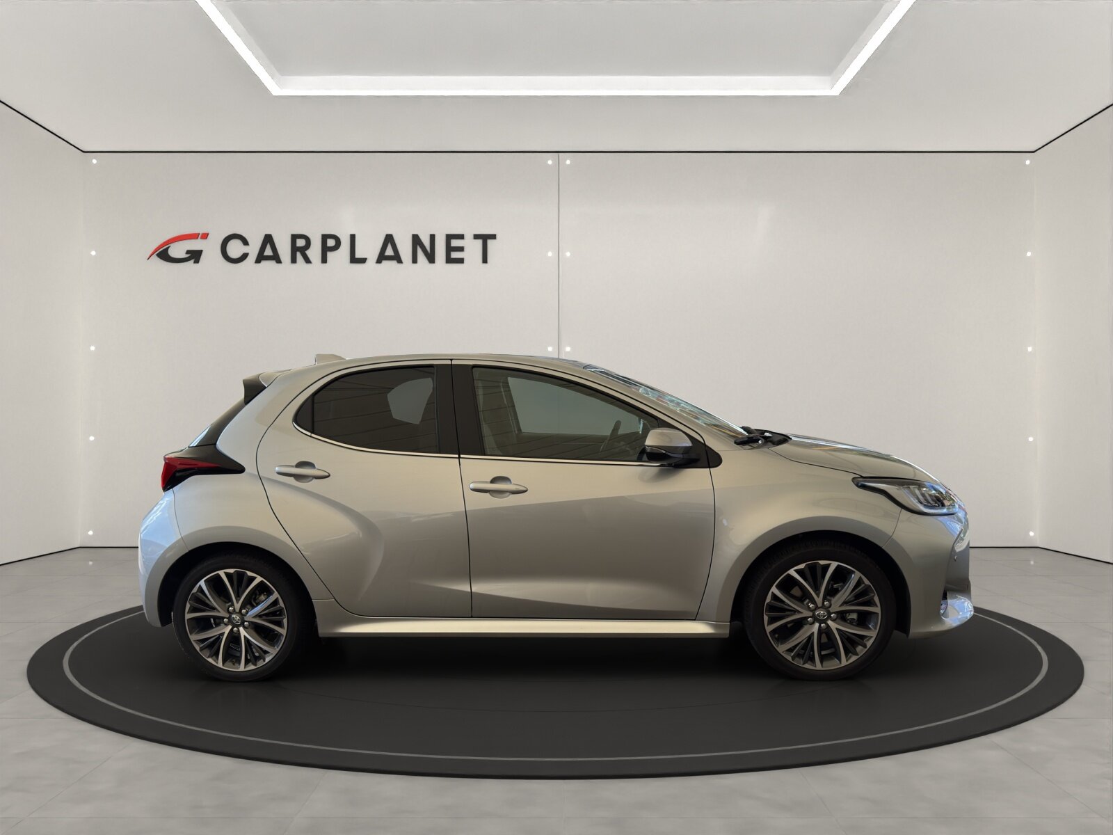 TOYOTA Yaris 1.5 VVT-i HSD Premium Voll-Hybrid, Hybride Intégral Essence/Électricité, Occasion / Utilisé, Automatique - 3