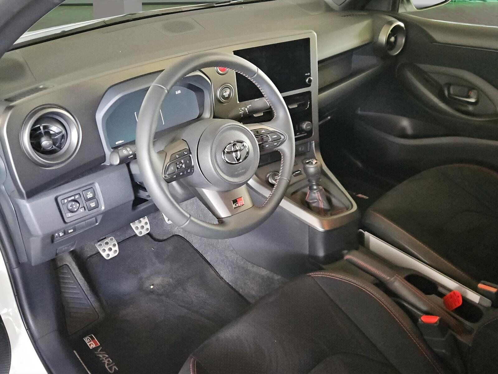 TOYOTA GR Yaris 1.6 Turbo Sport 4x4, Petrol, Second hand / Used, Manual - 7