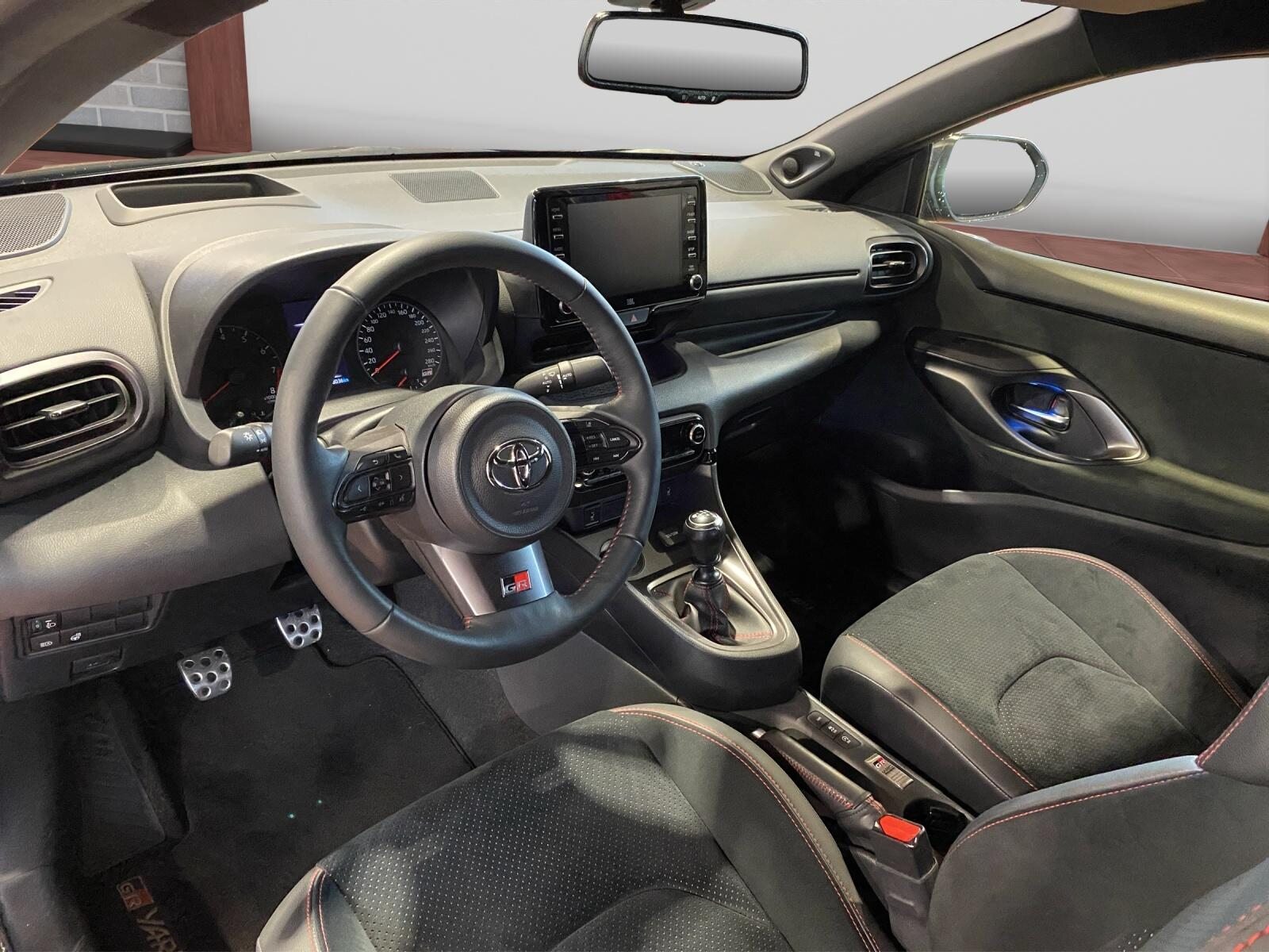 TOYOTA GR Yaris 1.6 Turbo Sport 4x4, Benzin, Occasion / Gebraucht, Handschaltung - 7