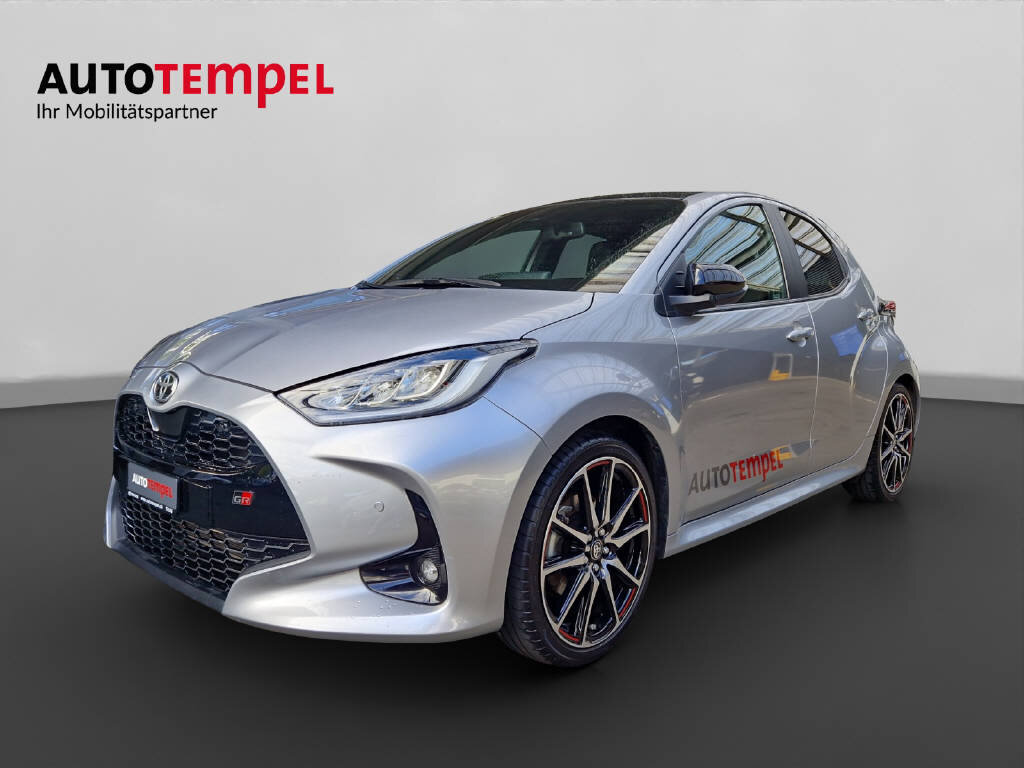 TOYOTA Yaris 1.5 VVT-i HSD GR Sport