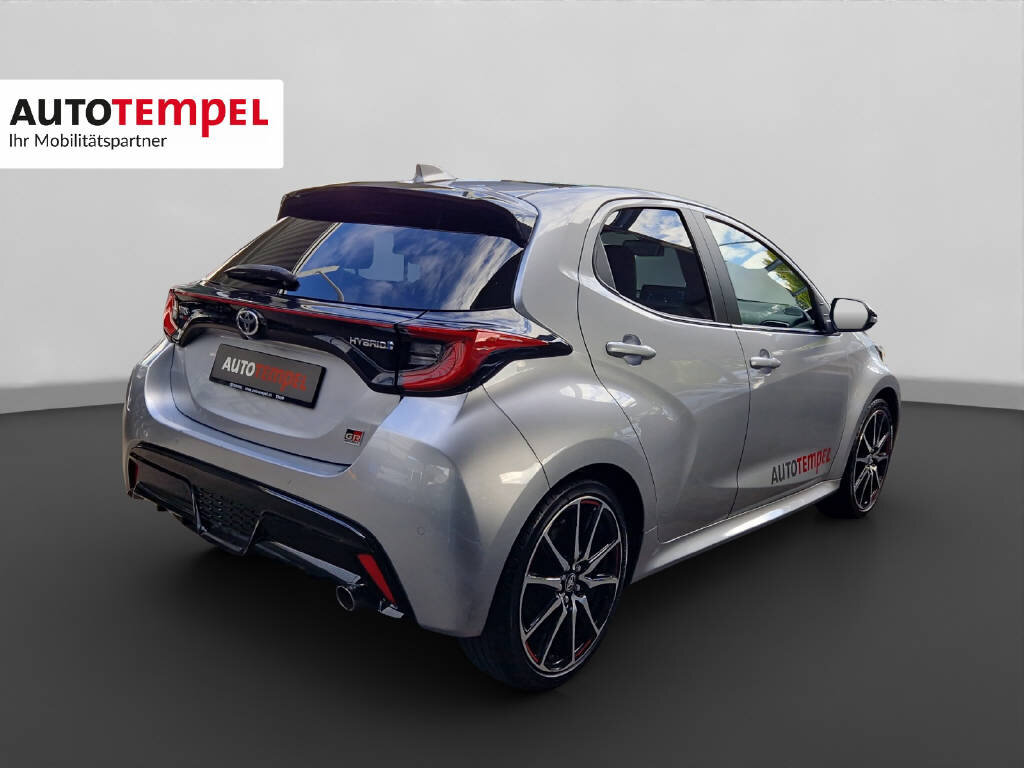 TOYOTA Yaris 1.5 VVT-i HSD GR Sport, Voll-Hybrid Benzin/Elektro, Occasion / Gebraucht, Automatik - 6