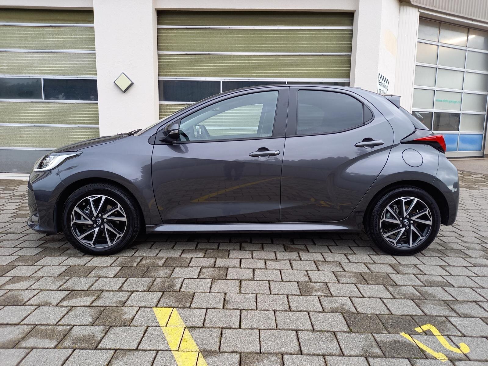 TOYOTA Yaris 1.5 VVT-i HSD Trend, Hybride Integrale Benzina/Elettrica, Occasioni / Usate, Automatico - 3