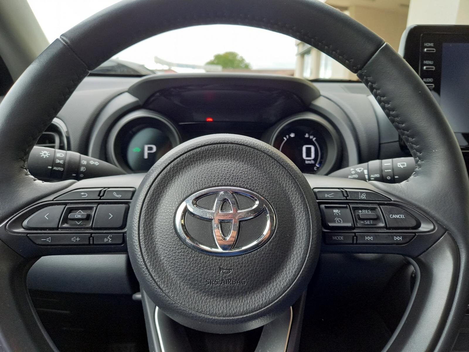 TOYOTA Yaris 1.5 VVT-i HSD Trend, Hybride Integrale Benzina/Elettrica, Occasioni / Usate, Automatico - 6