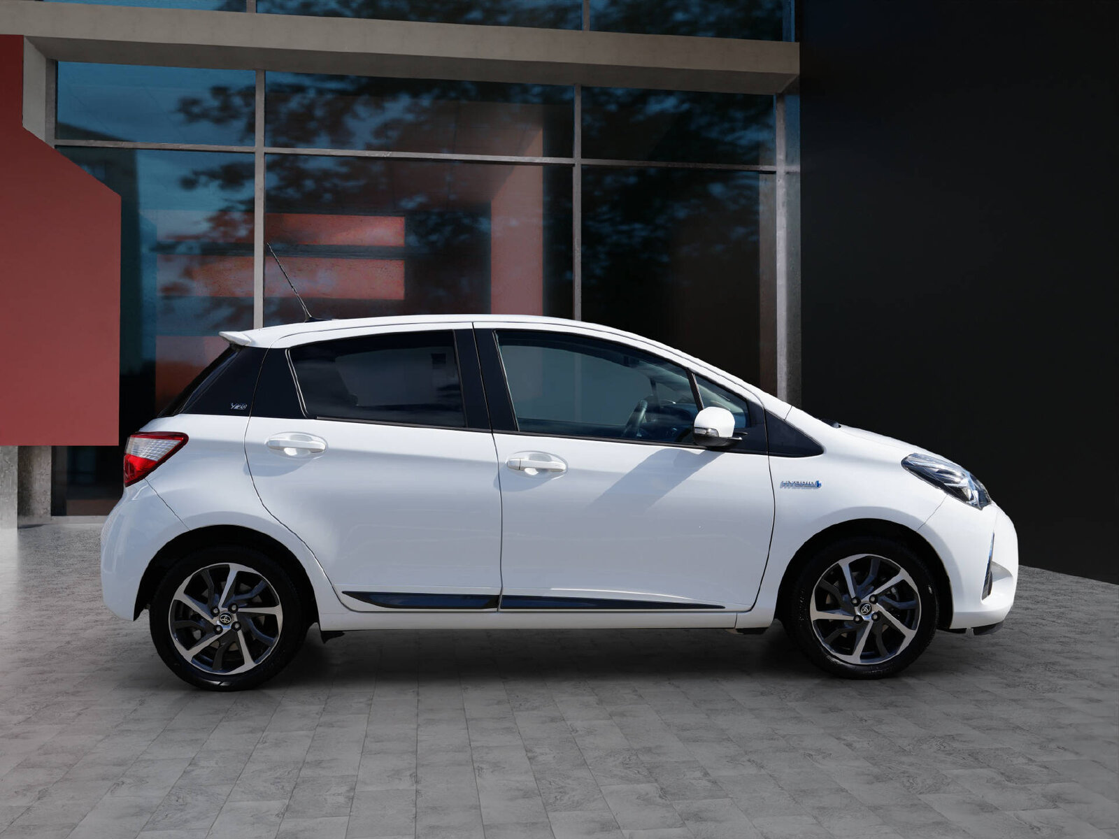 TOYOTA Yaris 1.5 VVT-i HSD 20, Hybride Integrale Benzina/Elettrica, Occasioni / Usate, Automatico - 6
