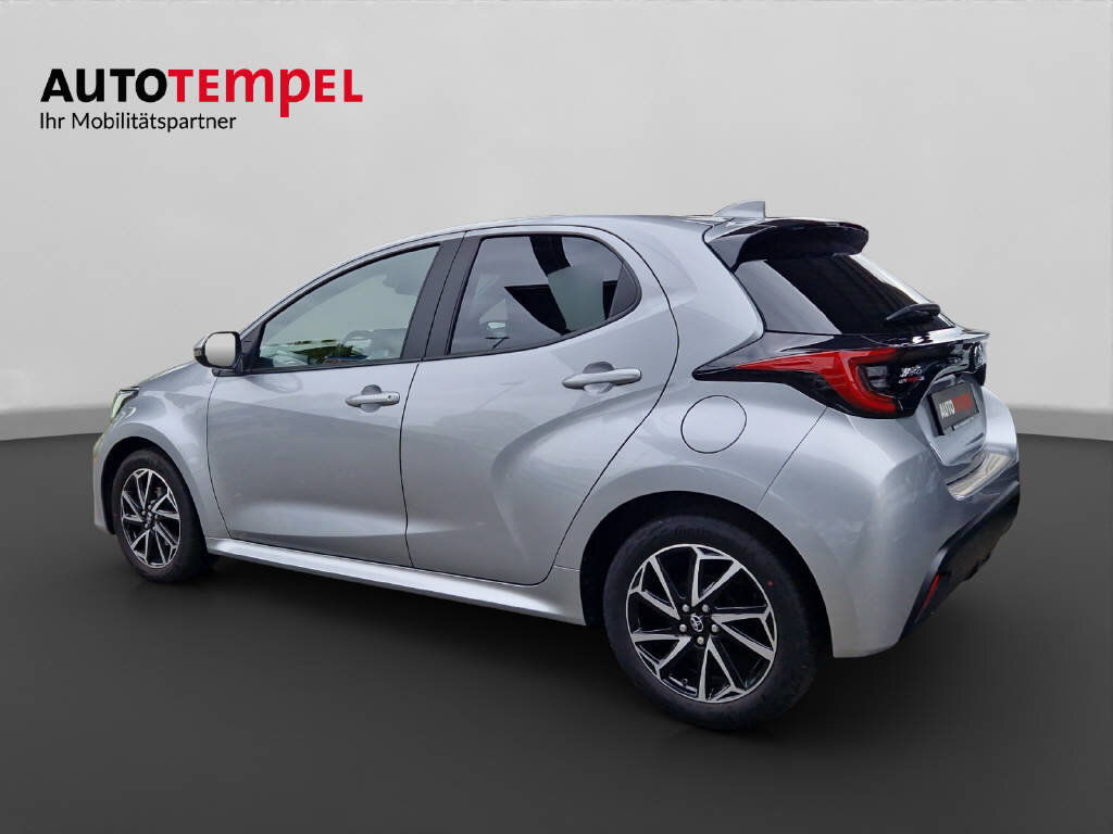 TOYOTA Yaris 1.5 VVT-iE Trend MdS 44458/069, Essence, Occasion / Utilisé, Automatique - 3