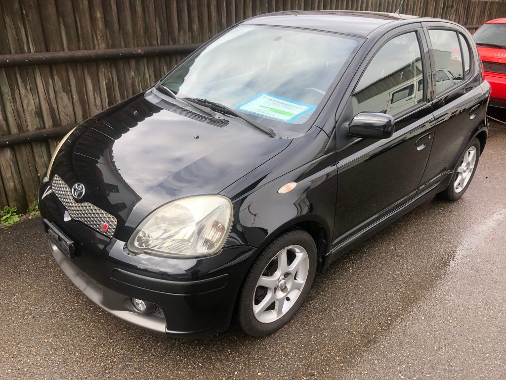 TOYOTA 1.5 TS, Petrol, Second hand / Used, Manual - 2