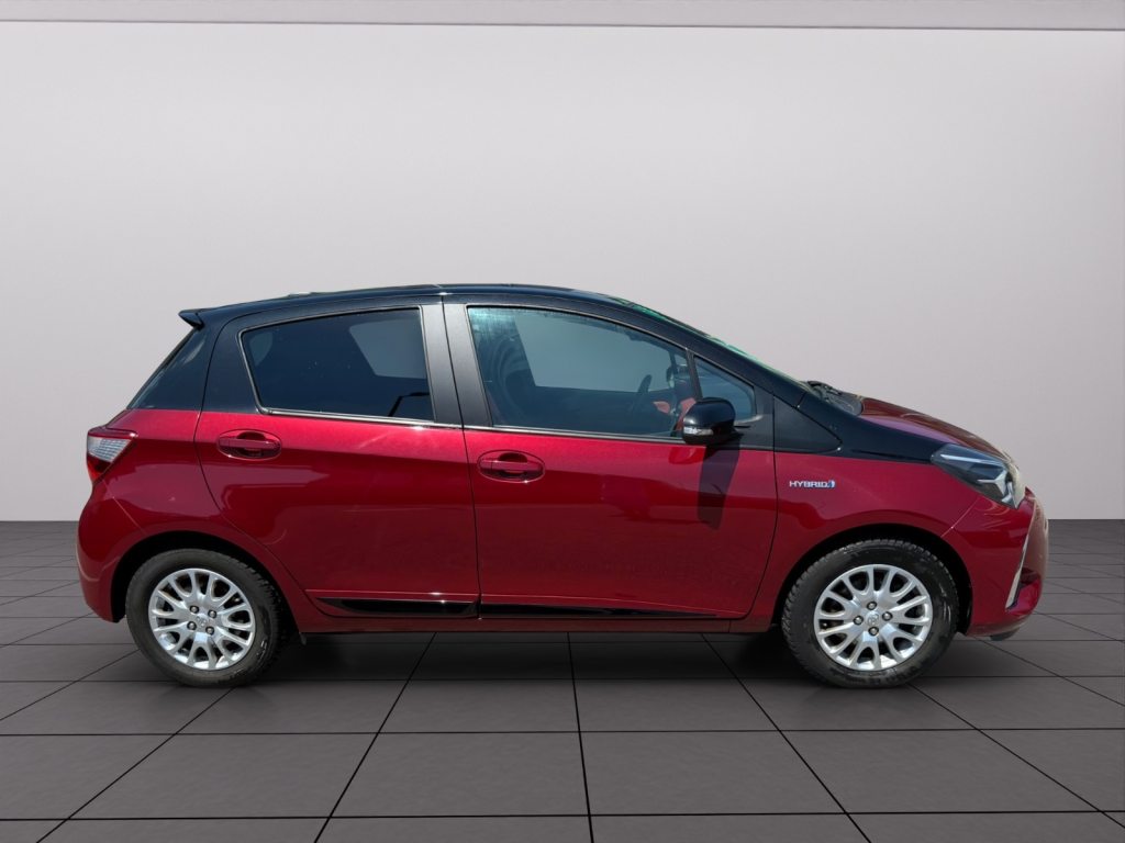 TOYOTA YARIS 1.5 VVT-i HSD Limited, Voll-Hybrid Benzin/Elektro, Occasion / Gebraucht, Automatik - 4