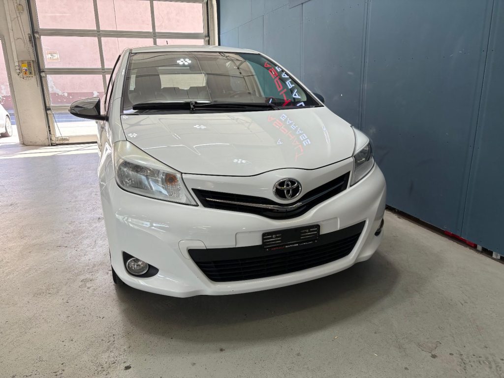 TOYOTA YARIS 1.33 VVT-i Trend, Benzin, Occasion / Gebraucht, Handschaltung - 2