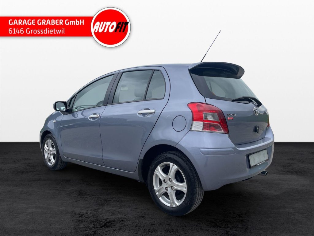 TOYOTA YARIS 1.33 VVT-i Linea Luna, Petrol, Second hand / Used, Manual - 3