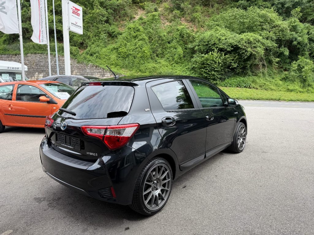 TOYOTA YARIS 1.5 VVT-i HSD Trend, Hybride Intégral Essence/Électricité, Occasion / Utilisé, Automatique - 5