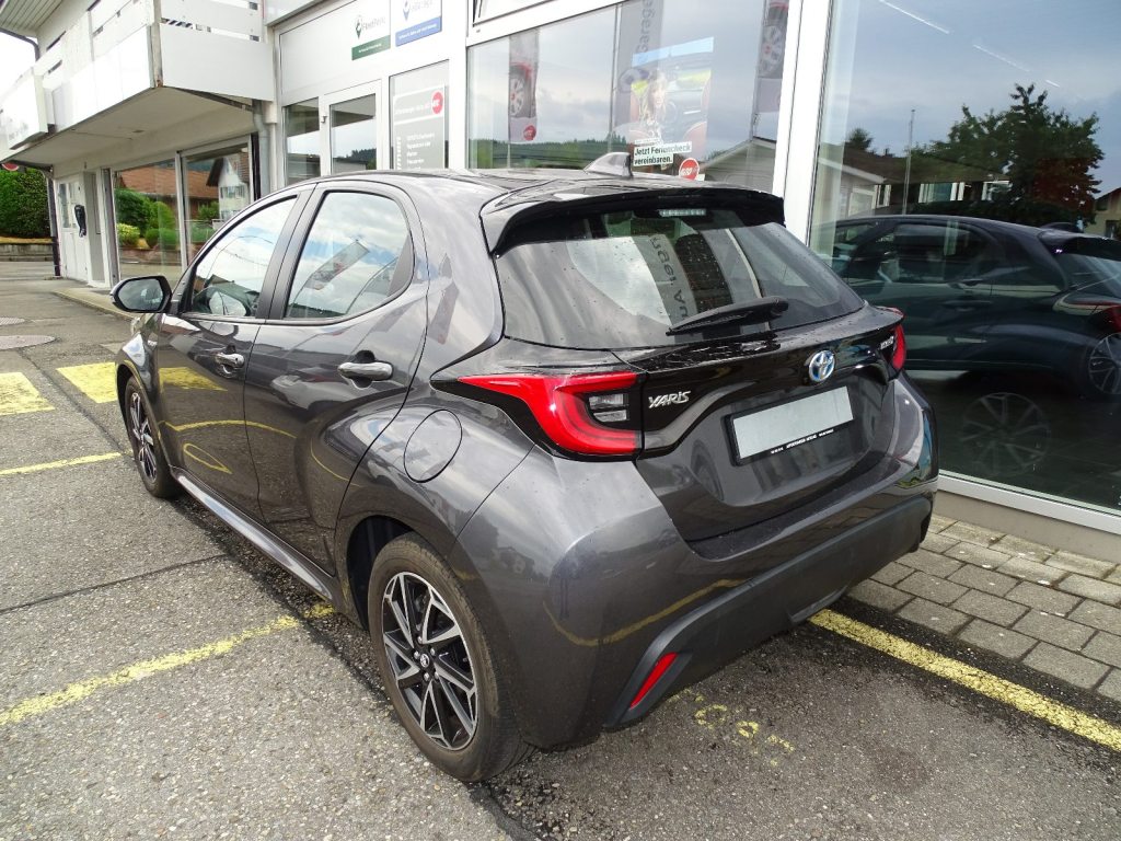 TOYOTA YARIS 1.5 VVT-i HSD Trend, Voll-Hybrid Benzin/Elektro, Occasion / Gebraucht, Automatik - 5