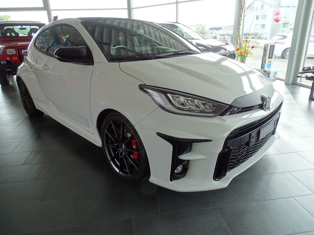 TOYOTA YARIS 1.6 Turbo Sport 4x4, Petrol, Second hand / Used, Manual - 2