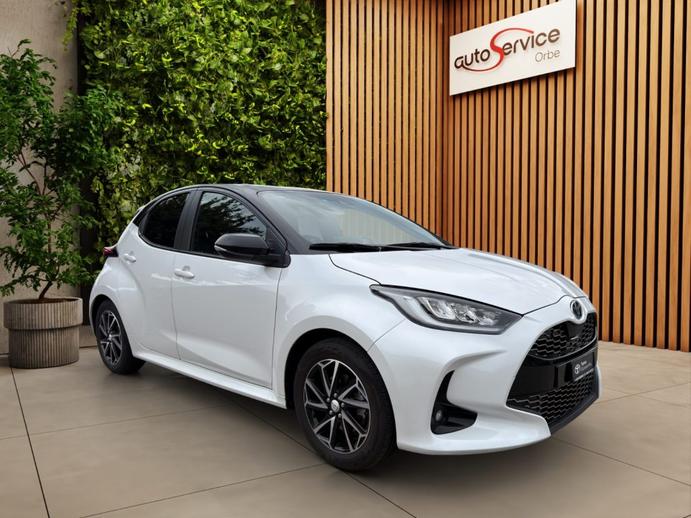 TOYOTA 1.5 VVT-i HSD GR Sport, Full-Hybrid Petrol/Electric, Second hand / Used, Automatic