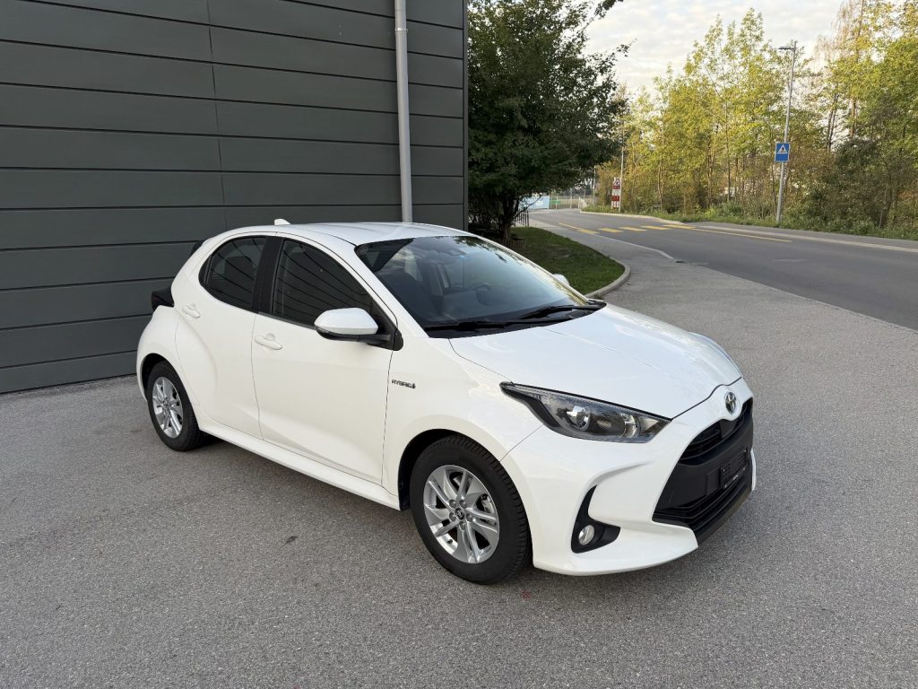 TOYOTA 1.5 VVT-i HSD Comfort