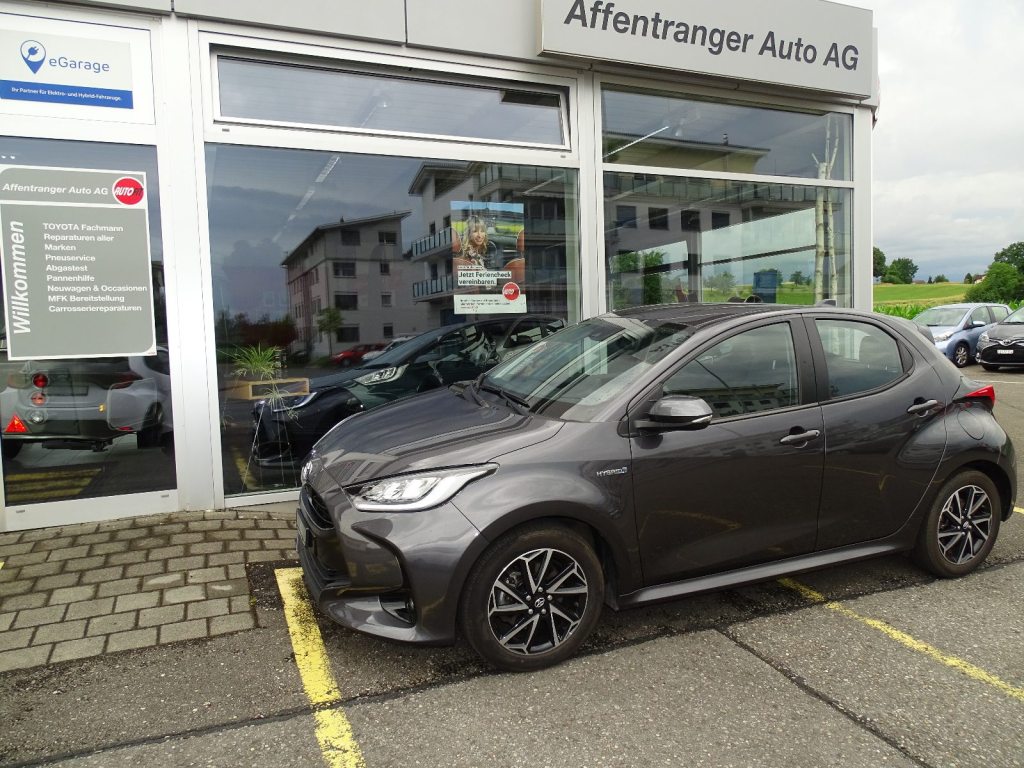 TOYOTA YARIS 1.5 VVT-i HSD Trend, Voll-Hybrid Benzin/Elektro, Occasion / Gebraucht, Automatik - 7