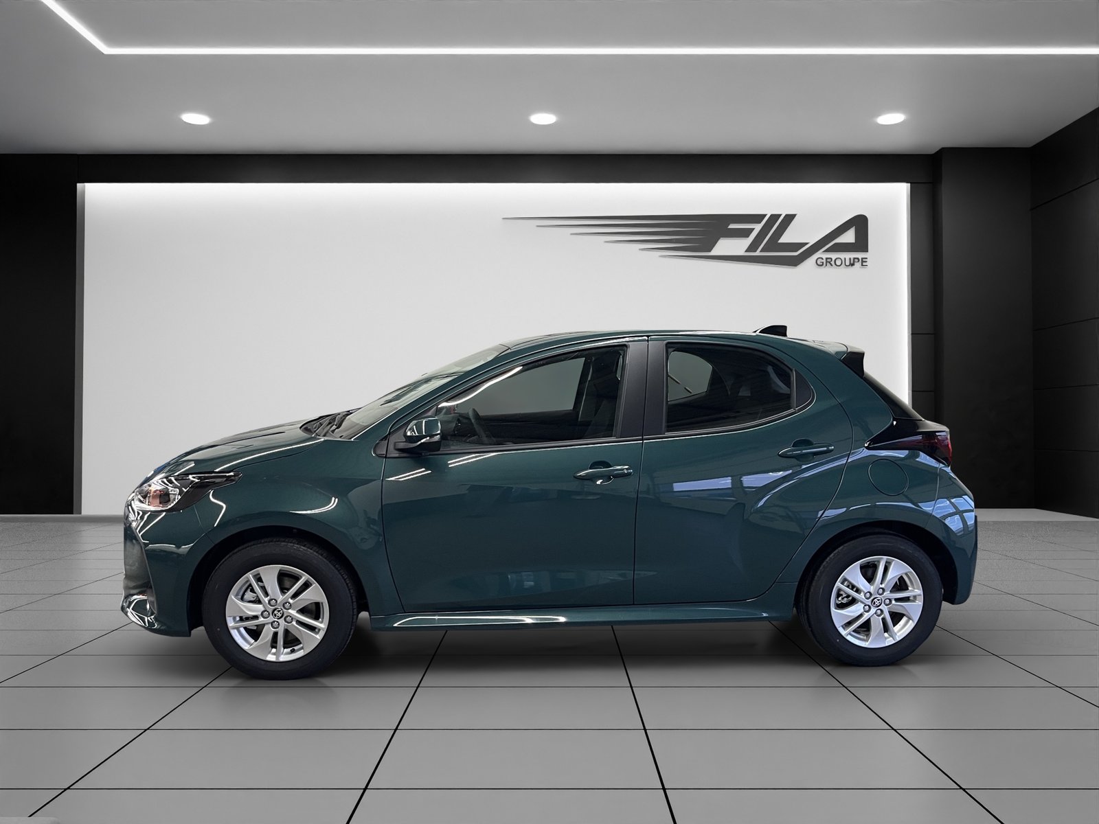 TOYOTA YARIS 1.5 VVT-i HSD Comfort, Voll-Hybrid Benzin/Elektro, Vorführwagen, Automatik - 4