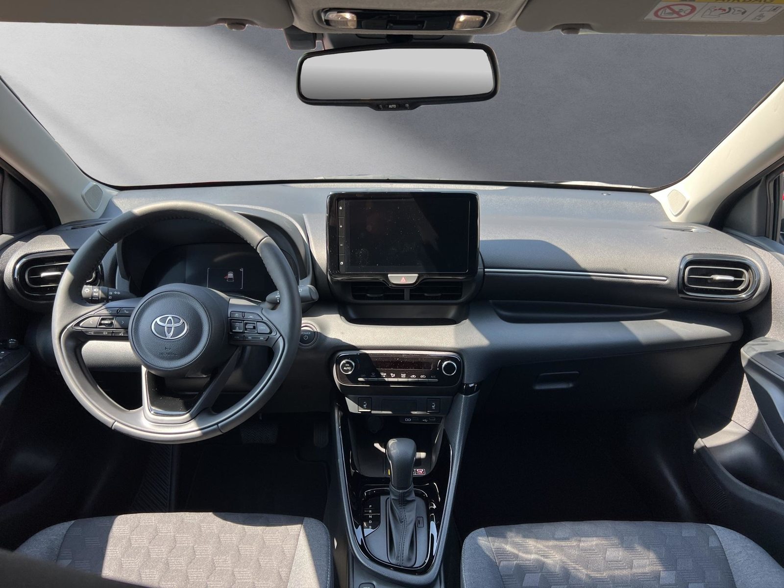 TOYOTA Yaris 1.5 VVT-i HSD Trend, Hybride Intégral Essence/Électricité, Voiture de démonstration, Automatique - 4