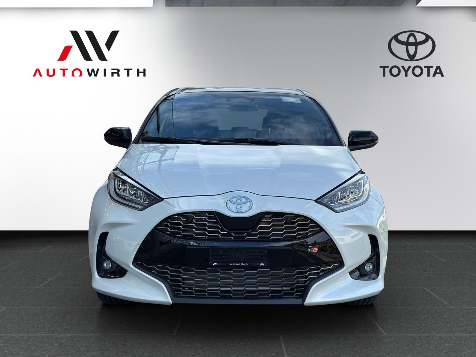 TOYOTA Yaris 1.5 VVT-i HSD GR Sport, Hybride Intégral Essence/Électricité, Voiture de démonstration, Automatique - 2