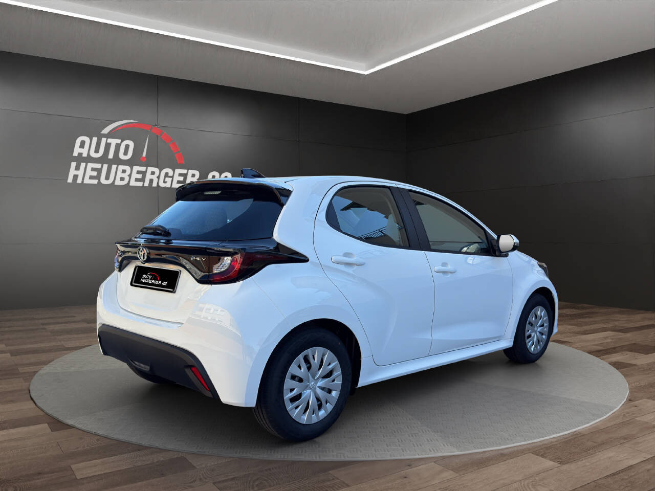 TOYOTA Yaris 1.5 VVT-i HSD Comfort, Full-Hybrid Petrol/Electric, Ex-demonstrator, Automatic - 3
