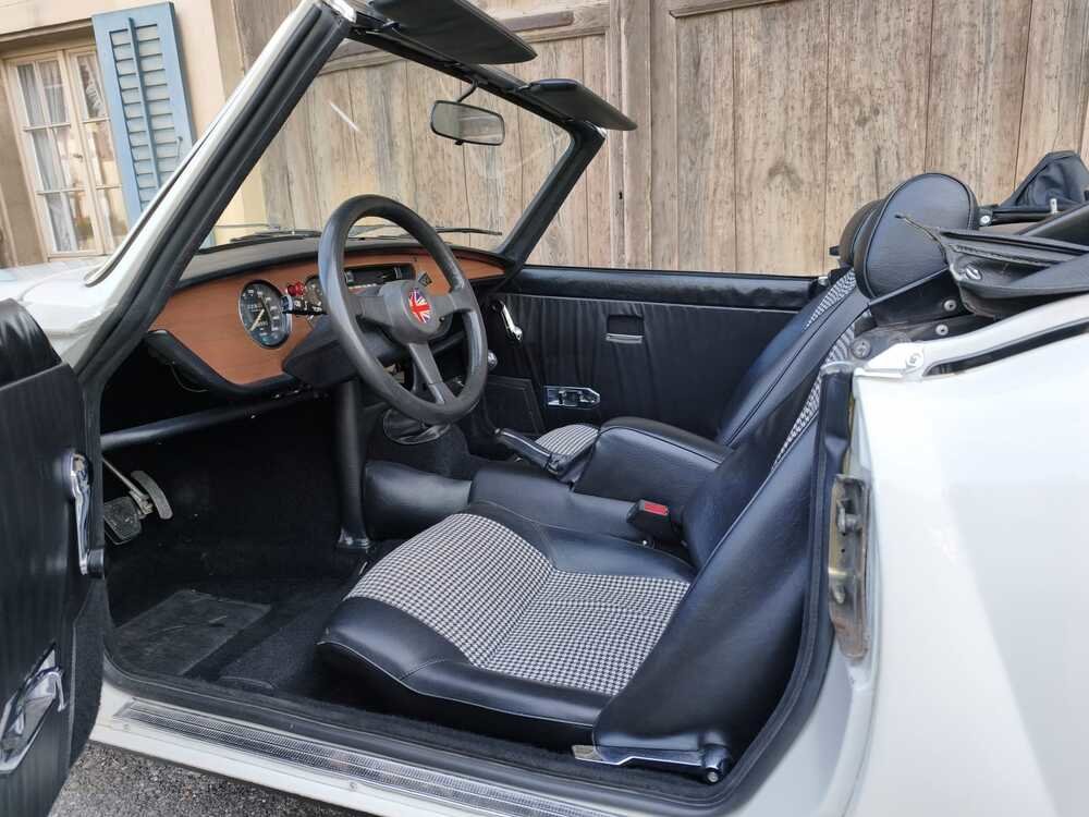 TRIUMPH Spitfire 1500, Essence, Voiture de collection, Manuelle - 5
