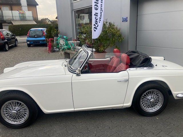 TRIUMPH TR4, Benzin, Oldtimer, Handschaltung - 2