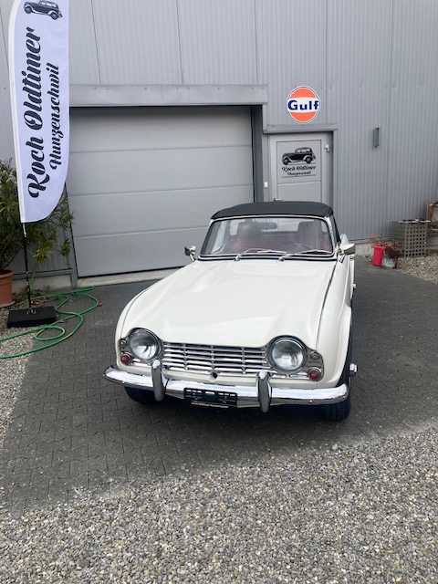 TRIUMPH TR4, Benzin, Oldtimer, Handschaltung - 4