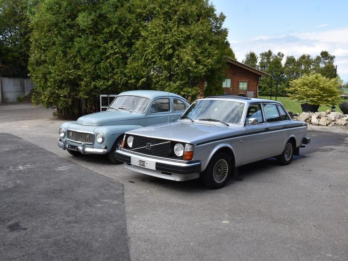 VOLVO DL (Jubiläumsmodell 50 Jahre Volvo), Benzin, Occasion / Gebraucht, Handschaltung