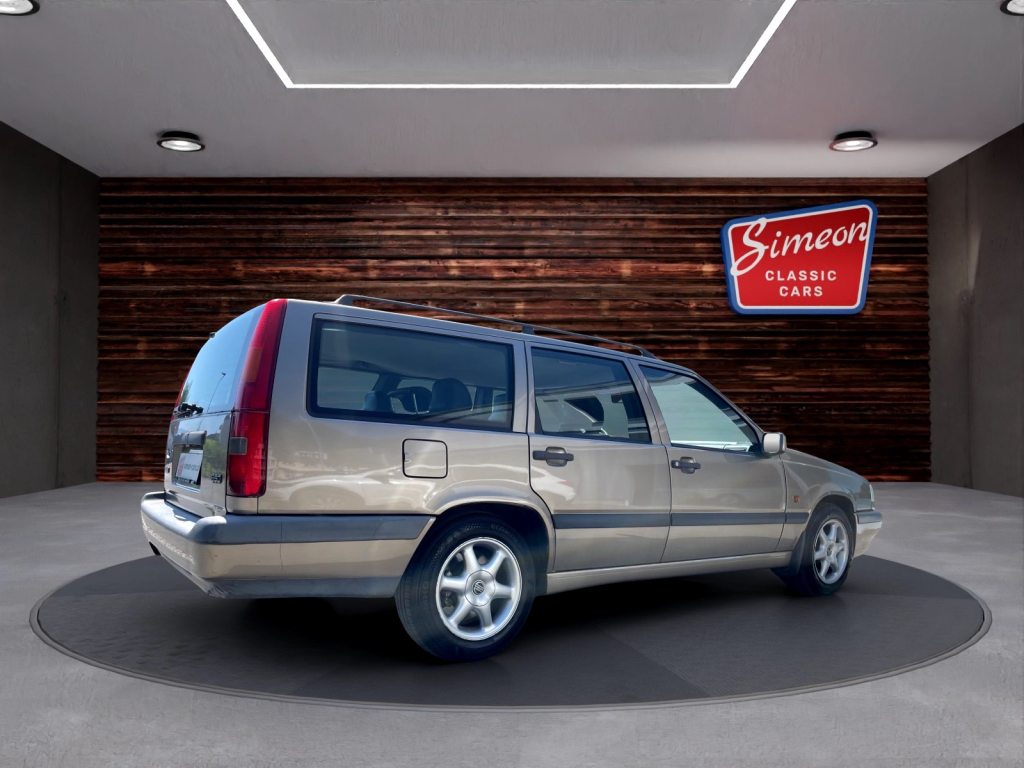 VOLVO 850 2.5, Petrol, Classic, Automatic - 5