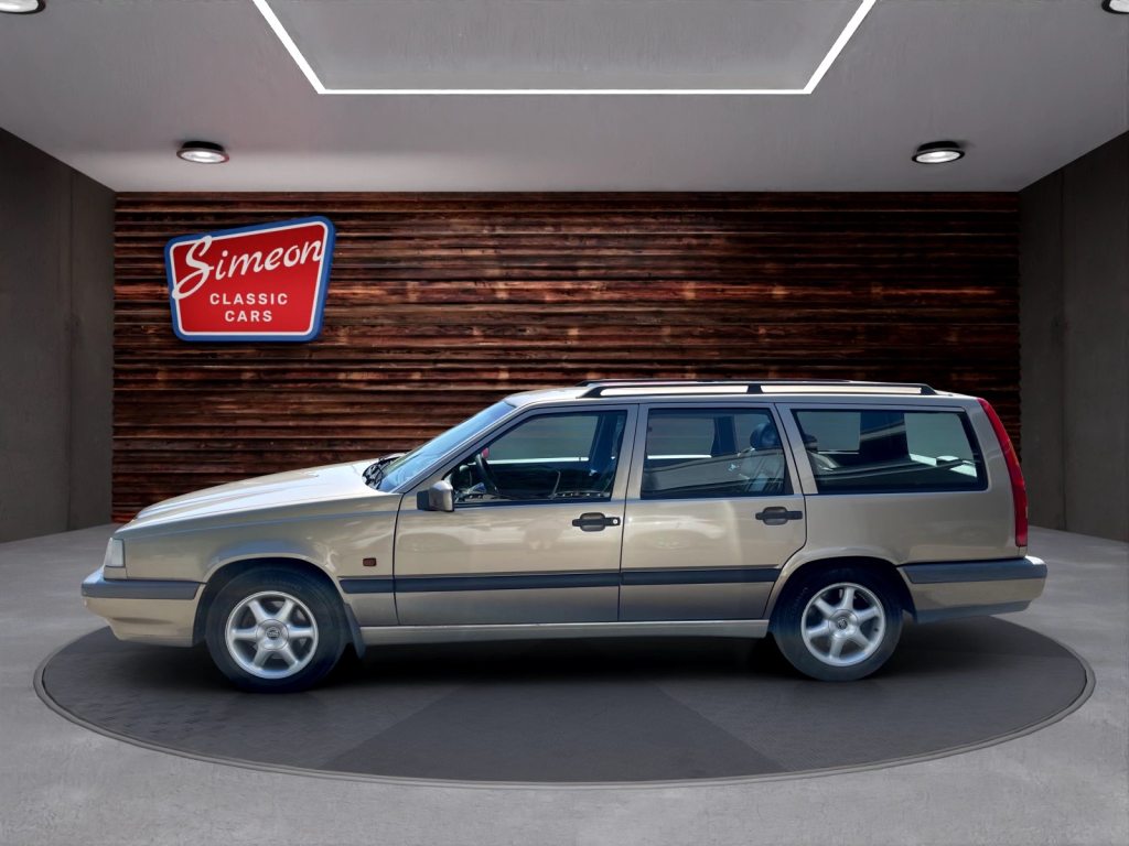 VOLVO 850 2.5, Petrol, Classic, Automatic - 2
