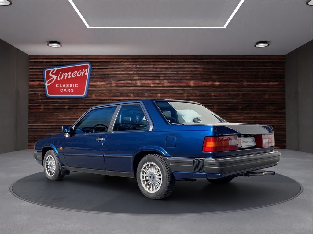 VOLVO 780 Coupé 2.9 Bertone, Petrol, Classic, Automatic - 3