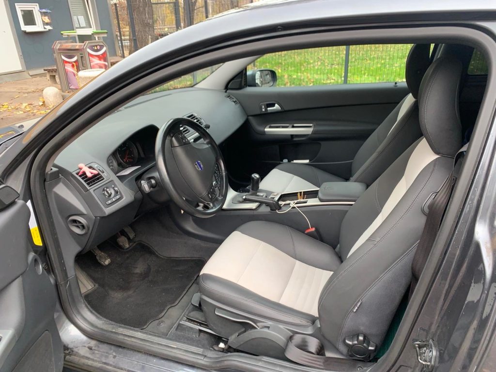 VOLVO C30 1.6 D Summum, Diesel, Second hand / Used, Manual - 5