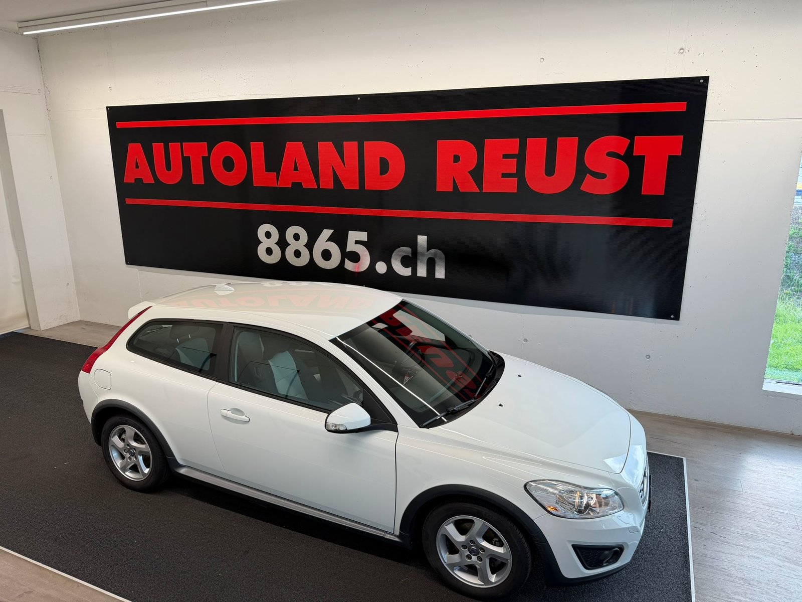 VOLVO C30 DRIVEe Start/Stop Momentum, Diesel, Second hand / Used, Manual - 4