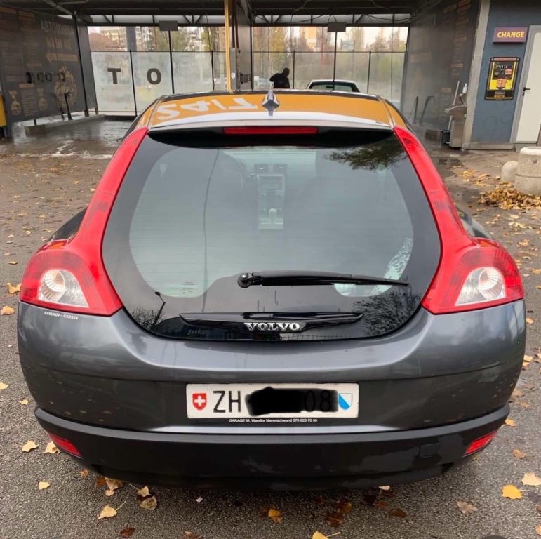 VOLVO C30 1.6 D Summum, Diesel, Second hand / Used, Manual - 2
