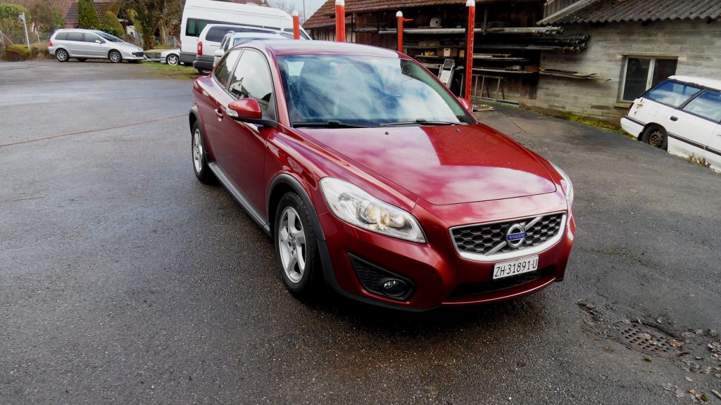VOLVO C30 1.6 D Momentum