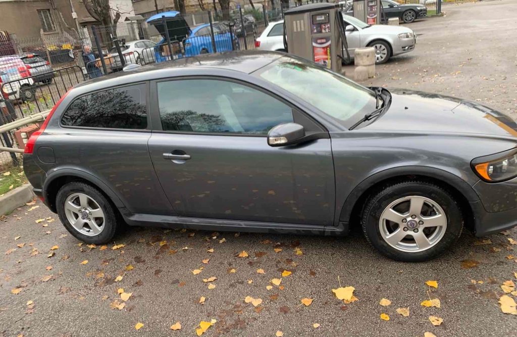 VOLVO C30 1.6 D Summum, Diesel, Second hand / Used, Manual - 3