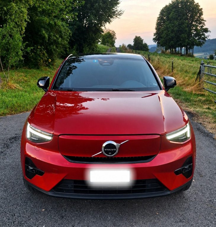 VOLVO C40 E80 Plus AWD